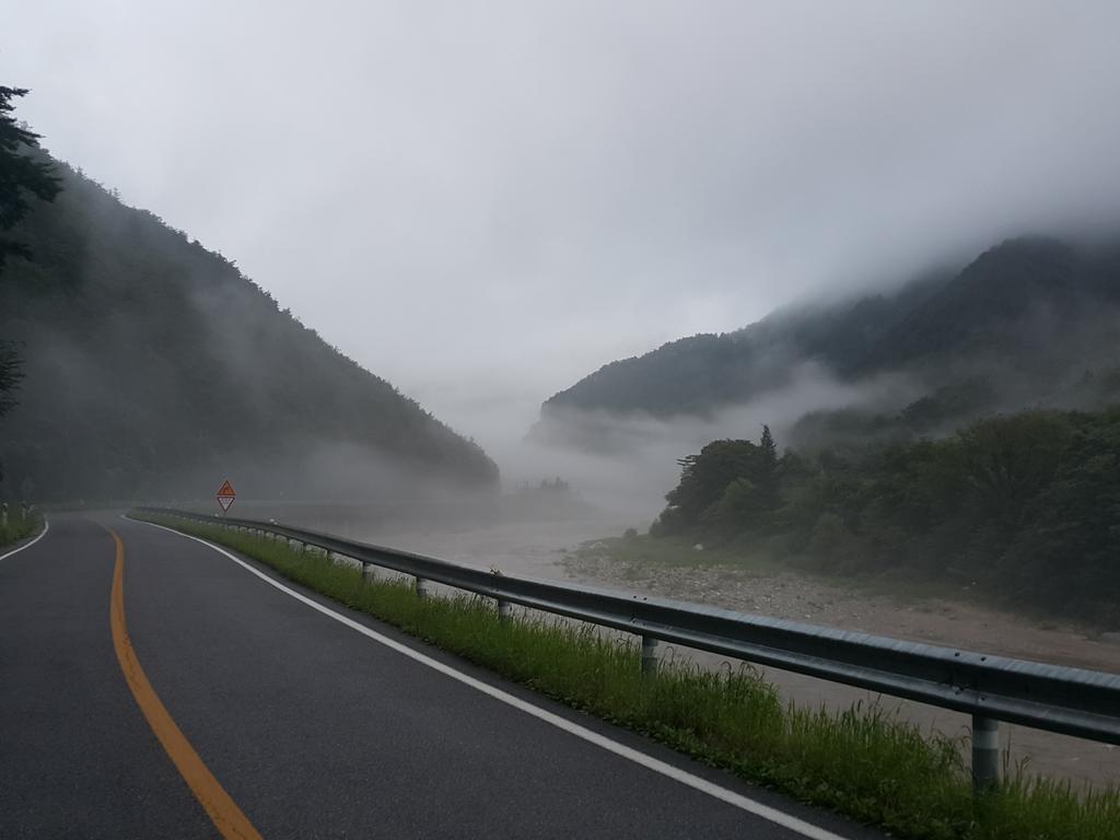 Pyeongchang River House Exterior foto